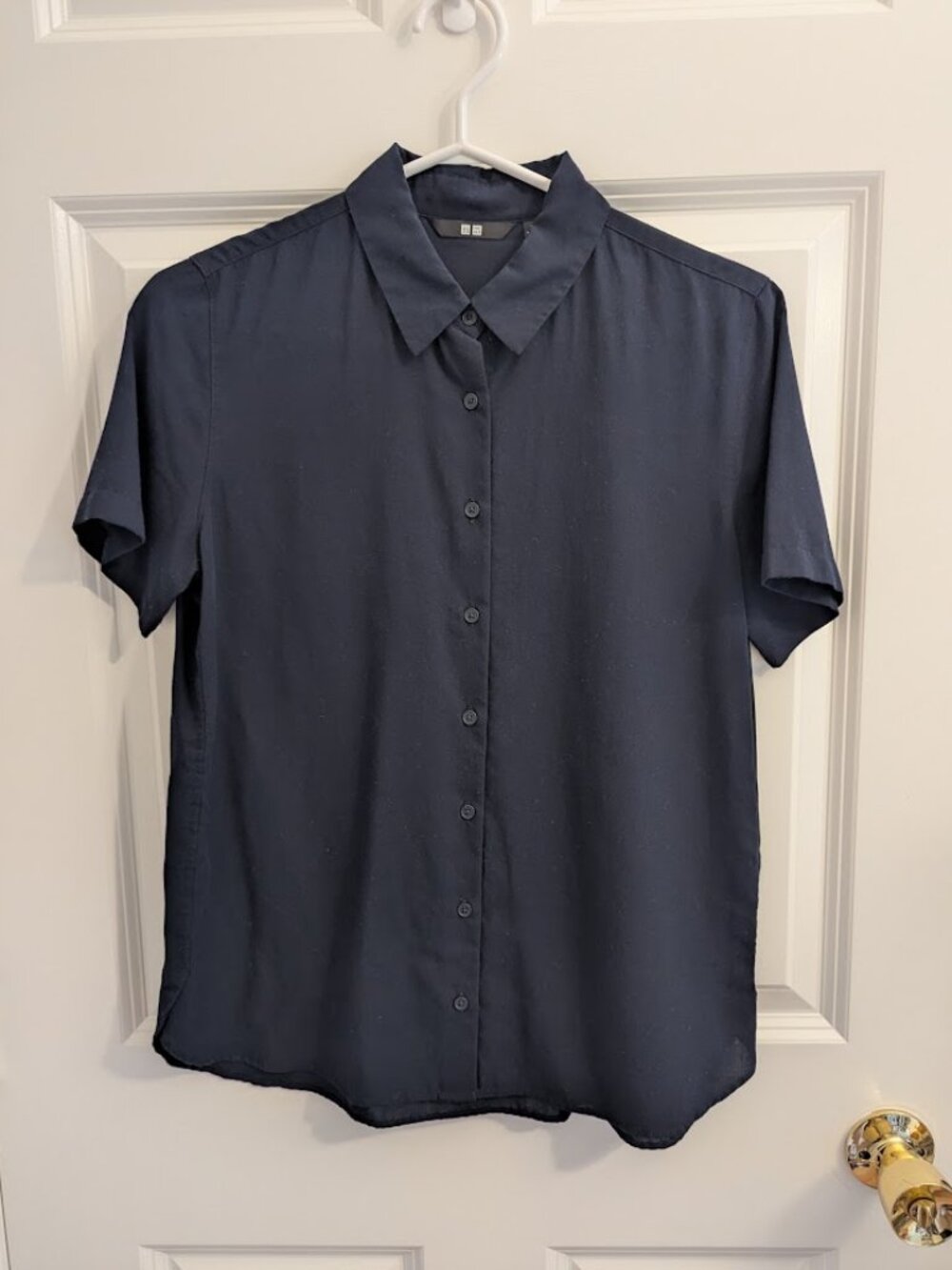 Uniqlo navy short-sleeve button-down shirt